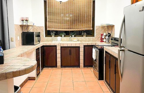 Desamparados Haus | La Choza - 15 min from SJO airport