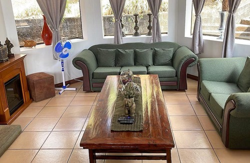 Desamparados Haus | La Choza - 15 min from SJO airport