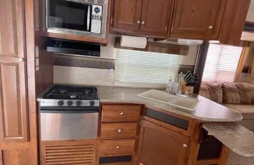 Gravois Mills Haus | Camper-Coconuts Lake of Ozarks