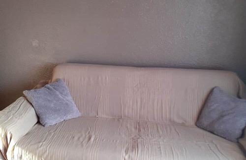 Canet-en-Roussillon Villa | Canet EN Roussillon, Villa Avec Terrasse/jardinet Résidence Privée "les Coraux"