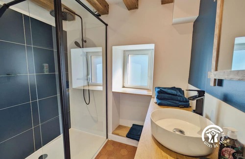Entrammes Hütte | Gite Entrammes, 5 bedrooms, 10 persons