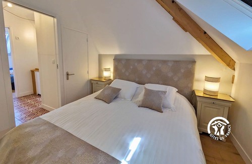 Entrammes Hütte | Gite Entrammes, 5 bedrooms, 10 persons