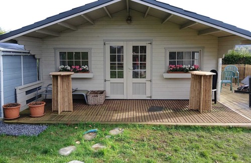 Ethe Wohnung | Homerez - Studio for 4 ppl. with swimming-pool, jacuzzi and garden at Virton