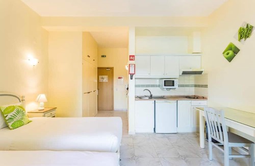 Figueiral Haus | Explore Algarve's Beaches! Kitchenette, 2 Swimming Pools, Close to Vale do Lobo!