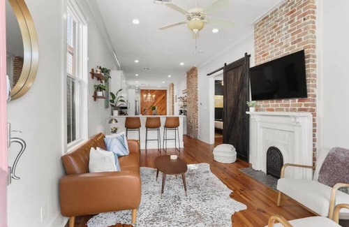 West Riverside Haus | Beautiful 3 bed 2 bath Home in Uptown New Orleans