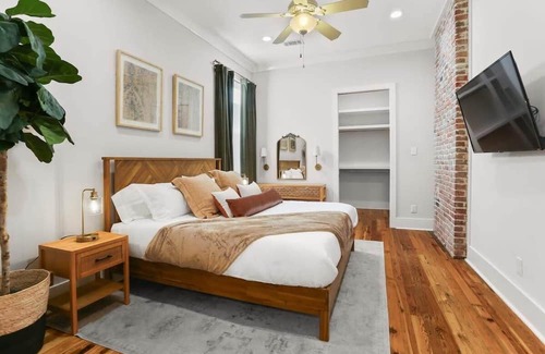 West Riverside Haus | Beautiful 3 bed 2 bath Home in Uptown New Orleans