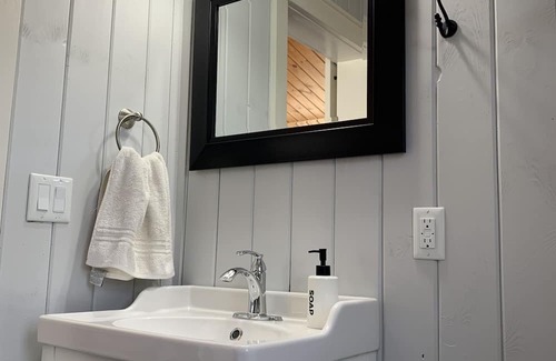 North Kawartha Kabine | Cozy Gateway on Eels Lake