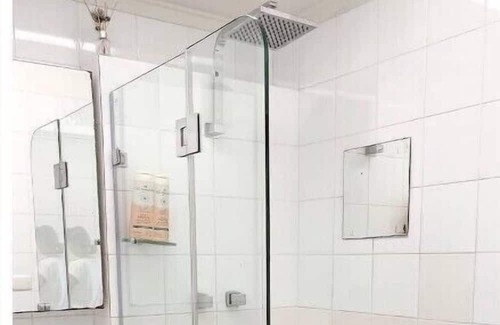 Kings Cross Wohnung | [Open Sale!] Kings Cross Apartment. Prime Location, Comfy Stay!