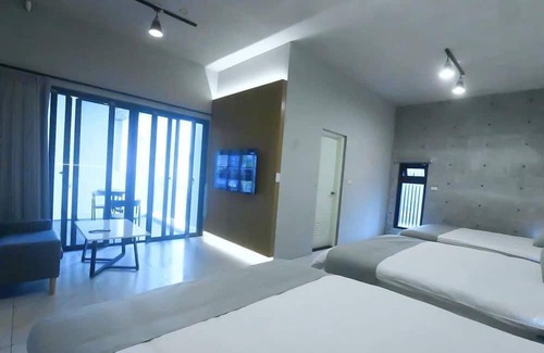 Dongshan Bed & Breakfast | H-house