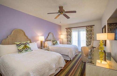 Celebration Haus | 2 Connecting Suites at a 4⭐️ Hotel