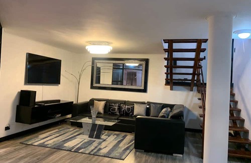 El Tesoro Villa | 5 bedroom El tesoro Villa, Large Jacuzzi