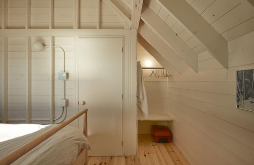 L'Ile-du-Havre-Aubert Haus | Prestigious home, recipient of many architecture awards, with three rooms