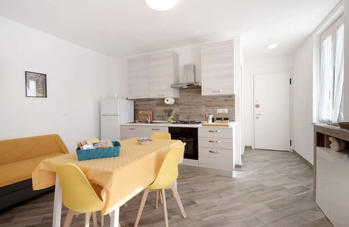Uscio Wohnung | Apartment 'La Nuova Casetta Di Uscio' with Mountain View, Private Garden and Wi-Fi