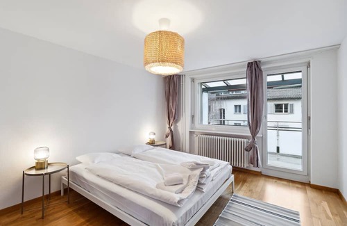 Wiedikon Wohnung | Bright and Cozy APT `17 min away in the center