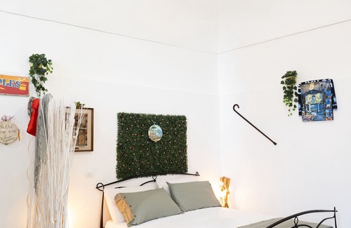 San Giorgio a Cremano Wohnung | Detached house 5km from via Toledo, Vesuvius, Pompeii, Herculaneum. Pet friendly.