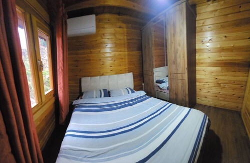 Yalova Skihütte | Pet friendly, Sea View Chalet 15 minutes to the beach. 44m2