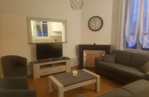 Mareuil-sur-Cher Wohnung | LES Coquelicots +piscine