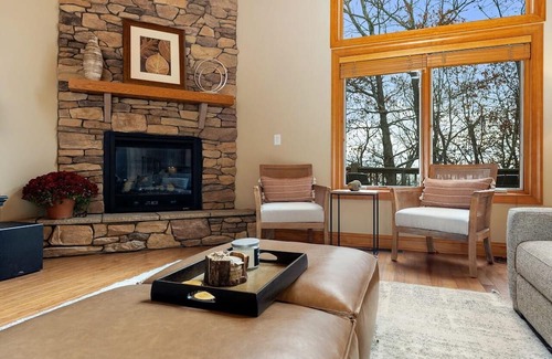 Chestnut Springs Haus | Chestnut Springs with Wintergreen Advantage