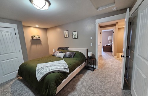 Four Corners Eigentumswohnung | Simply Stay & Play in this Centrally Located Condo in 4 Corners