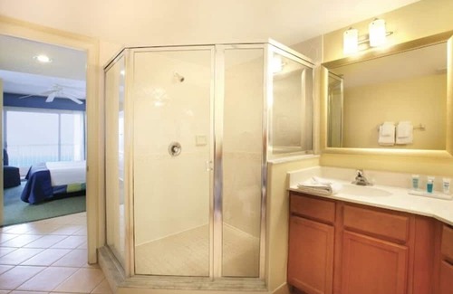 Smith's Memento Resort | Resort on the beach -Ocean walk Two bedroom- Two bath