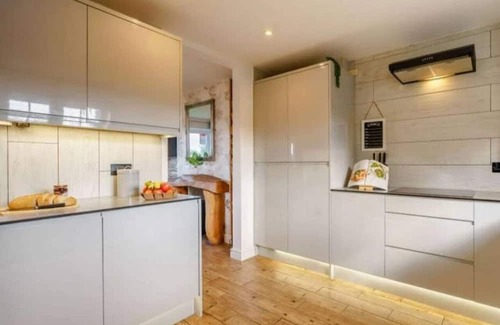 Kirby Misperton Haus | Spacious 6 bed w/hottub near Flamingo Land