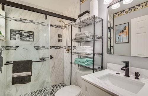 Pahokee Haus | Pahokee Vacation Rental < 1 Mi to Lake Okeechobee!