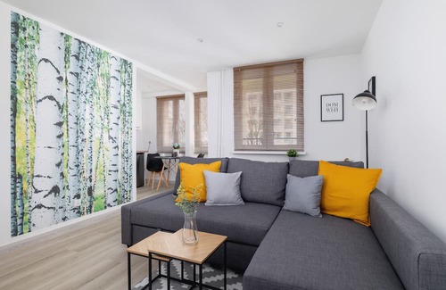 Katowice Wohnung | Ordona 20A | Katowice | 2 People | Studio | Remote Work | Furnished Balcony