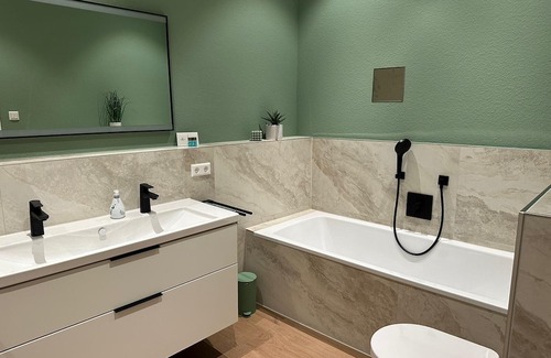 Tettnang Wohnung | Traumwohnung Apartment M17 mit Wunderschöner Badewanne