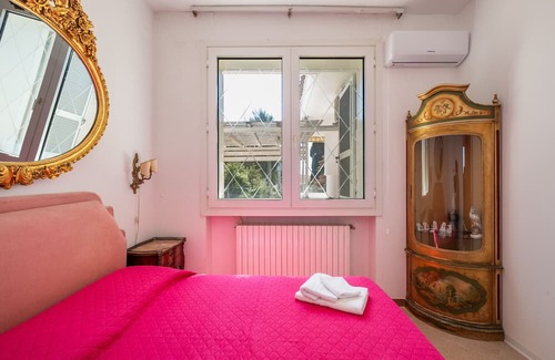 Punta Prosciutto Wohnung | Apartment 'Villa Ada Rosa' with Private Terrace, Wi-Fi and Air Conditioning