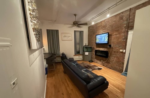 Poughkeepsie Wohnung | Downtown Loft. In Poughkeepsie. Walking distance to Civic Center. Pet friendly