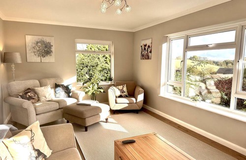 Charlton Horethorne Hütte | Renovated Cottage in Sherborne with Stunning Views