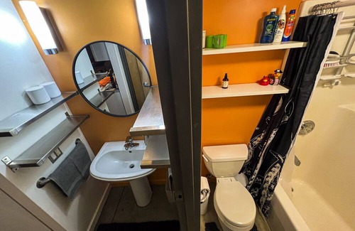 Italian Village Eigentumswohnung | Quirky 1 BR Warehouse Loft w/ Private Courtyard walking distance to Short North