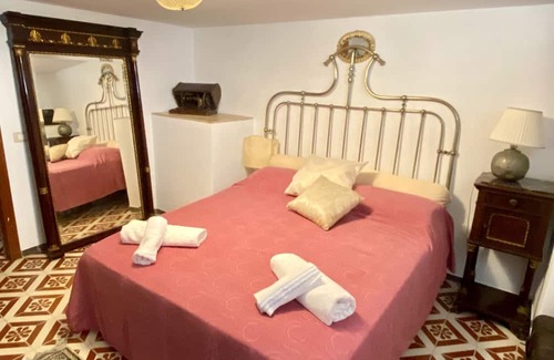 Addaura Wohnung | Apartment in villa - 2 minutes walk to the beach