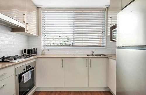 Dee Why Wohnung | Seaside Escape /Private Balcony & BBQ