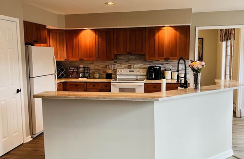 Dushore Haus | Scenic Mountain View Getaway