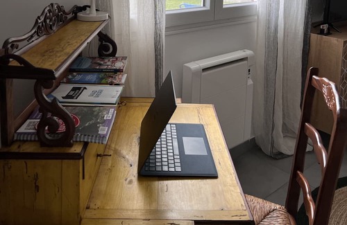 Caro Wohnung | Apartment 'Maison Biscaya Appt 2 À 4 Pers' with Mountain View, Shared Pool and Wi-Fi