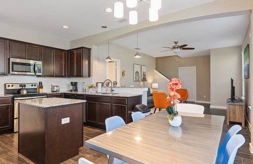 Midlothian Haus | Midlothian Modern Home