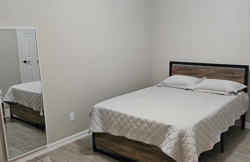 San Juan Haus | 3 bdr 2 bath open concept home.