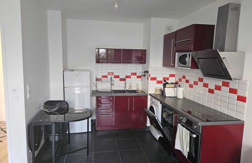 Bois-Colombes Wohnung | Charming furnished 2-room apartment with garden and terrace