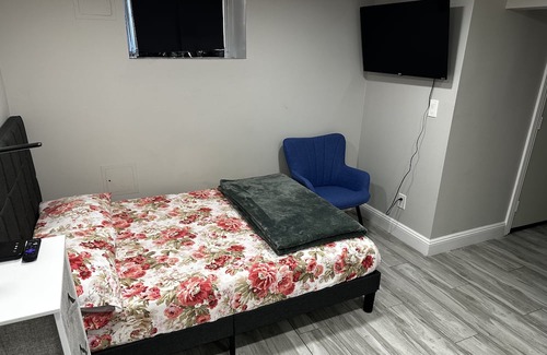 East Massapequa Haus | Cozy Studio in terrific Massapequa with AC, WiFi