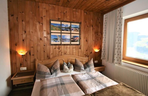 Schlitters Wohnung | Baumannerhof by Interhome