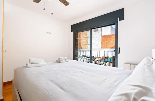 El Port Wohnung | This apartment is a 2 bedroom(s), 2 bathrooms, located in L'Hospitalet de Llobregat, .