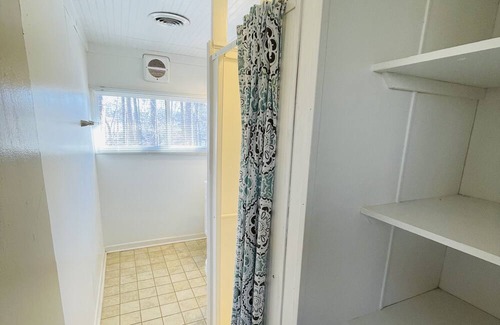 Clemmons Hütte | Escape to our cozy cottages nestled in Tanglewood Park's peaceful woods