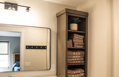 Somerdale Haus | 2 unit in Amish Country Spacious Lodge in Sugarcreek