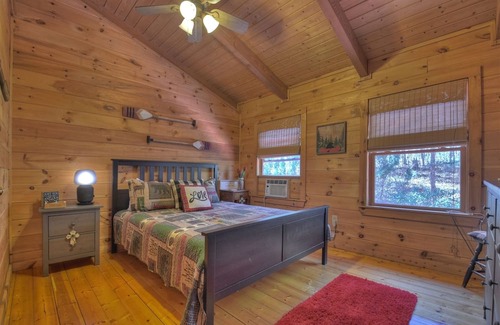 Chatsworth Kabine | Hillin and Chillin: A Cozy Cabin Retreat in the North Georgia Mountains