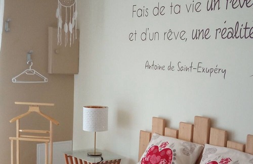 Fougax-et-Barrineuf Wohnung | Gîte Ensoleillé, au Calme et de Plain Pied