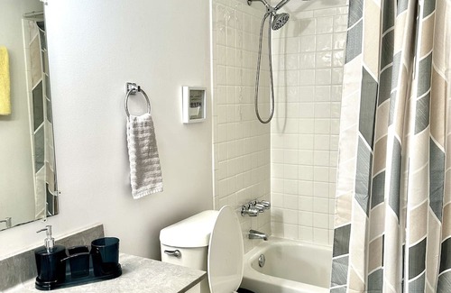 Mobile Haus | Cozy home on Iva Loy Drive