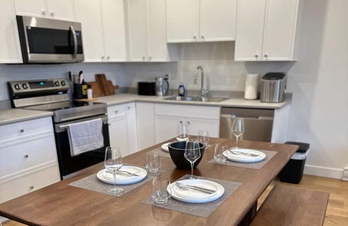 Kamloops Wohnung | New beautiful quiet suite in Juniper Ridge. Very luxurious!