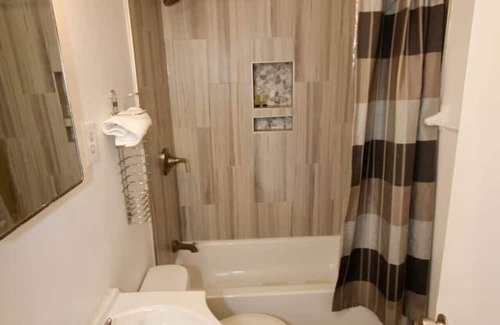 Lenox Haus | Hip Trendy Midtown Walk2 Overton