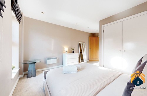 Penarth Wohnung | Fantastic 3 Bed Apartment - 55" TV - WiFi